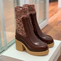 Jamie Socks Boots Dise￱ador de piel de vaca con cilindro de tejido el￡stico suave Zapatos para mujeres de 10 cm Tac￳n grueso Bot￳n de bot￳n Guente Bootie Chelsea Boot