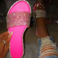 Summer Sandals Women Bling Slippers Flats Gladiator Sandals Women Beach Shoes Female Sandalia Feminina Ladies Crystal Slides Xlz