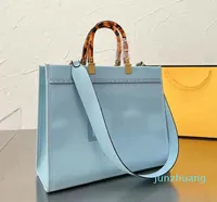 Tasarımcı -Crossbody tote çanta tasarımcısı kadın çanta tapa claic allmatch büyük kapasiteli çok işlevli cüzdan çok renkli çanta