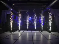 Indoor -Feuerwerksbühneneffekt Wundermaschinen -Bühnenbeleuchtung im Freien