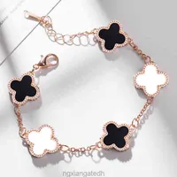 Classic Fashion Titanium Steel Lucky Clover Bracelet Simple Rose Gold and Silver Women's Color Does Not Fade 4s1