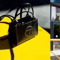2022 Famous Designer Fashion Tote Bag Women's Alphabet Bolsa Bolsa de Luxo de Luxúria para Mulheres G220819