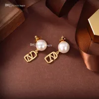 Fashion Designer Letter V Earrings pearl Stud Earring Women Tassel Love Internet Celebrity Earring Female Jewelry Luxury ht
