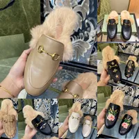 Tasarımcı Kadın Loafers Katırları Sonbahar Kış Sıcak Yün İzleyicileri Klasik Metal Zincir Nakış Sandalet Deri Yarım terlik desen slaytlar 35-42