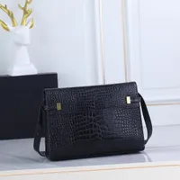 2022 Top Ladies Handtaschen Mode Designer -Taschen Berühmte Messenger -Taschen Schulter massives Krokodil -Druck Leder Brieftaschen 579271