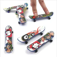 Brinquedo infantil 9 5cm de skate de dedo de dedos pl￡stico material digit￡rio skateboard mini presente infantil scooter brinquedos259h