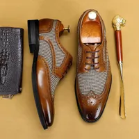 M￤nner Brock Derby Schuhe Farbblock PU Stitching Plaid geschnitzte Fl￼gelspitze Schn￼re -up -Modegesch￤ft Casual Hochzeit t￤gliche Kleiderschuhe