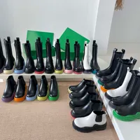 2022 Stivali da donna pi￹ recenti Botega Boot Real Leather Shoes Crystal Outdoor Martin Chaussures Designer Bottega Boottega Botties