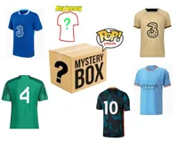 Soccer Jersey Mystery Boxes Clearance Promozione 2010-2023 Camicie da calcio di qualit￠ tailandese Blank o maglie da giocatore nuove con tag raccolti a mano a sorpresa casuale