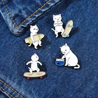 Black And White Cat With Skateboarding Model Brooches Unisex Cartoon Alloy Enamel Animal Lapel Pins European Children Sweater Bags288S