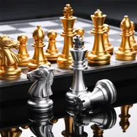 Magnetische Schach -Set -Klapptafel Grundschule Schwarz -Weiß -Schach -Stücke Gold und Silberschachstücke287l