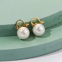 Ruiyi Real 925 Estilo de plata esterlina Estilo vintage Pendientes naturales de perlas de agua dulce Mujeres 18K Gold D Shape Claps Pendientes295c