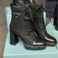 Botas de placa de dise￱ador encaje con bot￭n de tobillo 9.5cm Botas de combate de cuero negro Boots de tac￳n alto de invierno Top de calidad con fiestas de bodas
