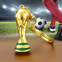 2022 Trophée de football de la Coupe du monde Keychain Qatar Événement des fans de football Fournitures de football Gift Chain Gold Jewelry Pendant