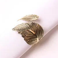1pcs Creative Leaves Feather Napkin Ring Buckle Holders for Wedding Party Festivals Dinner Table Decoration Wholesale 1222924