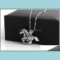 Colliers de pendentif Collier de chevaux bijoux lumineux Glow dans le cadeau de nuit sombre belle livraison de gouttes en métal 2021 Pendants Yzedileshop DHJ94