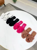 2022 slippers fur oran sandalen vrouwen casual zwart roze shearling bovenste platte flip-flops schoenen