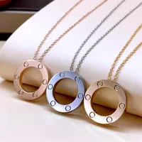 NIEUWE FASOM DRUMEN HANGENDE Kettingen Titanium staal CZ Diamond Luxe kettingontwerper Fine Jewelry Lady Cadeau voor Lover 2323
