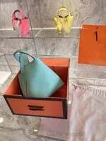 크로스 바디 숄더백 럭셔리 브랜드 디자이너 패션 간단한 버킷 가방 여성 가죽 휴대 전화 핸드백