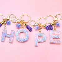 Leuke kralen A-Z Letter Keychains Purple Acryl Metal Key Chain For Women Bag Pendent Keyrings Holder Charm Jewelry Accessories