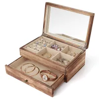 Pudełka z biżuterią