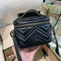 Crossbody Fashion Womens Hand Handbag حقائب صغيرة الحمل الفاخر Marmont Counter Wallet أحدث السيدات يدويًا منظم المكياج التجميلي