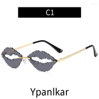 نظارة شمسية مثيرة الشفاه النساء الأوروبية الأمريكية مضحكة نظارات الشمس بلا عاجزة لامرأة Abay Punk Style العصرية حفلة UV400 Oculossunglasses