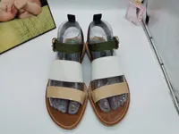 Sandálias de chinelas famosas designers ladras sandálias planas sapatos de luxo de couro flags flaps e sacos de poeira