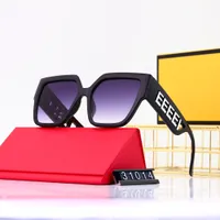 2022 Mens Designer Sunglasses for Women Luxury Sun Glasses Fashion Equary Frame Square Drive Drive Goggle Beach Side مع صندوق