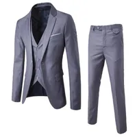2019 Nouvelle arriv￩e Men Business Suit Slim Fit Classic Male Costumes Suisses de mariage de bonne qualit￩ pour hommes 3 pi￨ces Jacket Pant Vest284l