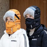 Berets Ruhao Unisex Winter Camouflage Riding Ski Cap Russland plus samtige gepolsterte Ohrschützer warme Bomberhut -Männerbrille