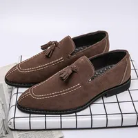 Loafers Men schoenen Solid Color Faux Suede Pointed Tassel Fashion Business Casual Daily All-match AD007