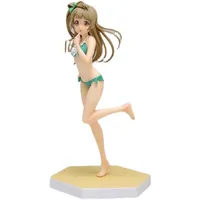 Anime Manga Japonese Anime Love Figuras Live Figuras Kotori Minami Green Swimsuit Stand on One Feet Base 18cm Modelo de colección de PVC Doll Toy Regalo 220830