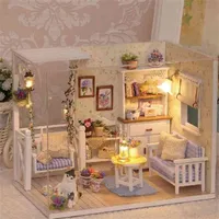 Симпатичная кукла DIY DOWL HOUSE Деревянные кукольные домики миниатюрная кукольная мебельная комплект с светодиодными игрушками для детей Рождественский подарок 201217244s