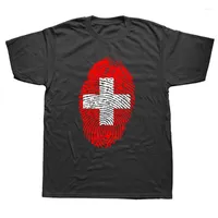 남자 T 셔츠 재미있는 스위스 스위스 플래그 지문 그래픽 스트리트웨어 짧은 소매 생일 선물 여름 스타일 티셔츠 남성 의류