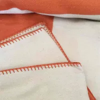 Lettre en laine cachemire Designer couverture de châle écharpe 140 170 cm en laine douce canapé à plaid décoration de lit de climatisation Portable Fleece274E