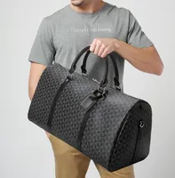 Luxe handtassen Designer Duffel Bags Men Pu Leather Travel Hand Bagage Vrouwen Crossbody Tassen Takken Sport Outdoor Packs Purse 55cm Bag