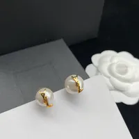New 2022 Women Women Ear Studs Designer J￳ias Brincos femininos Letters Pearl Earing Boucle Hoops Acess￳rios para a festa D228311f