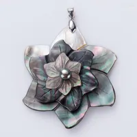 Pendant Necklaces 3D Lilium Sea Shell Craft Natural Pearl Black Mop Tahiti Seashell Polished Charm Flower Virgin Mary Handmade DIY