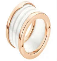 50 Fashion Titanium Steel Love Ring Silver Rose Gold Ring للعشاق حلقة سوداء من السيراميك للهدية 9464036