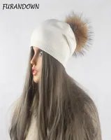 Furandown d'hiver automne pom pom bonnet chapeau femmes tricot en laine cueillette décontractée casquette réelle raton laveur fourrure pompom chapeaux8592867