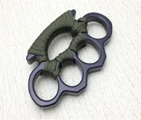 New ARIVAL Black alloy KNUCKLES DUSTER BUCKLE Male and Female Selfdefense Four Finger Punches555263Z2609447