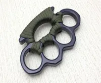 New ARIVAL Black alloy KNUCKLES DUSTER BUCKLE Male and Female Selfdefense Four Finger Punches55524133912103