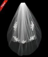 2022 Short Wedding Bride Zasłona wykonana na zamówienie koronkową białą kość słoniową dwie warstwy grzebień tiulowych akcesoria Vail Hat Welil Bridal Veils Appliqued3753402