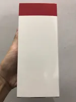 2022到着ボディファンデーションクリームスキンケア75ml白と赤の箱の梱包