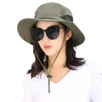 Berets Sun Hat Men Bucket Hats Women Summer Fishing Cap Wide Brim UV Protection Flap Breathable Mesh Bone Gorras Beach