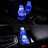 2pcs LED Car Logo Cup Halder Lights for Audi 7 Colors Changement USB Chargement Mat Luminescent Tapon LED Interior atmosphère lampe3732695
