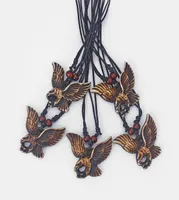 Sl￤pp 12st Faux Brown Yak Bone Carved Eagle Charms Pendant Necklace Animal Harts Jewellery9395133