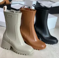 Kadın Betty Rain Boots Highheel Su Geçirmez Tasarımcı Yağmur Botları Diz Yüksek Uzun Su Ayakkabıları PVC KULTAR NO3273131268