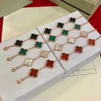 2022 Luksusowy designerka Sweet Clover Charm Bracelets for Women 18K Gold Srebrny Czarna Biała Zielona Brand Flower Bransoletka Weddna Biżuteria